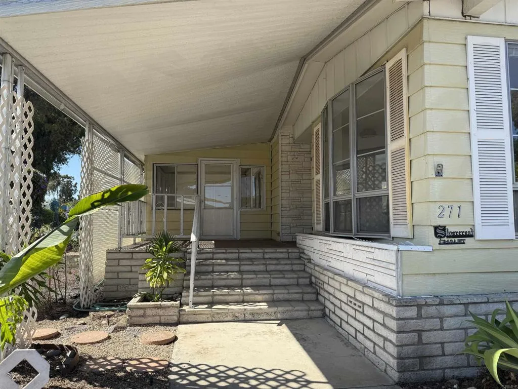 https://cdn.realtyfeed.com/cdn/127/306713517/4efbe63c6da4b063678487b9101ee896.webp