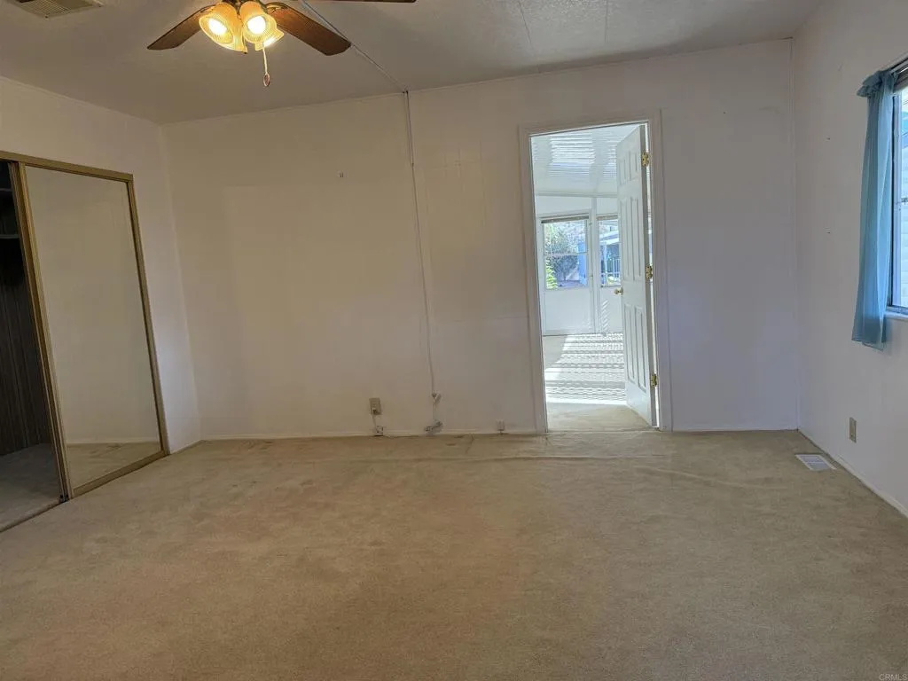 https://cdn.realtyfeed.com/cdn/127/306713517/5881025e73e0530b1fb862d5331a55b8.webp
