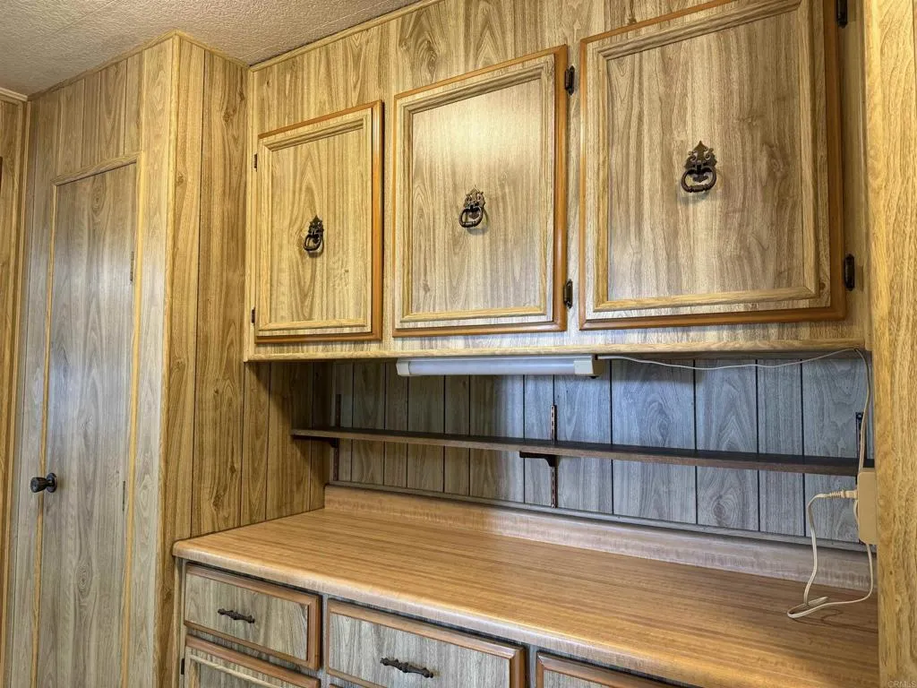 https://cdn.realtyfeed.com/cdn/127/306713517/5f7ed831d00c9c515dd6855ab1304b8a.webp