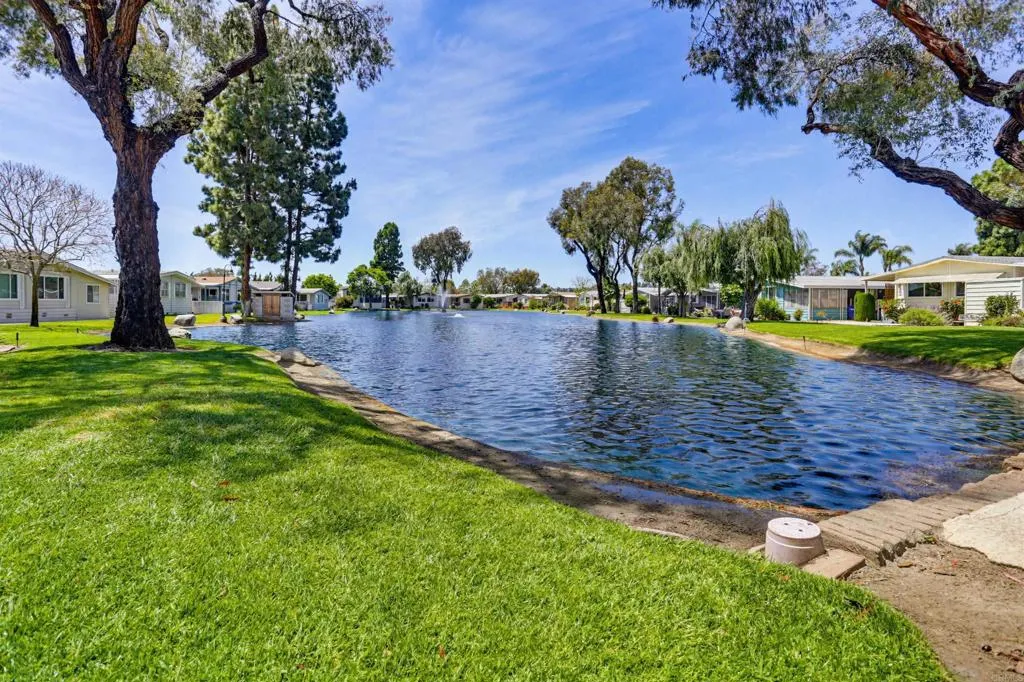 https://cdn.realtyfeed.com/cdn/127/306713517/a1c7ed68f0948203779c9effade07d34.webp