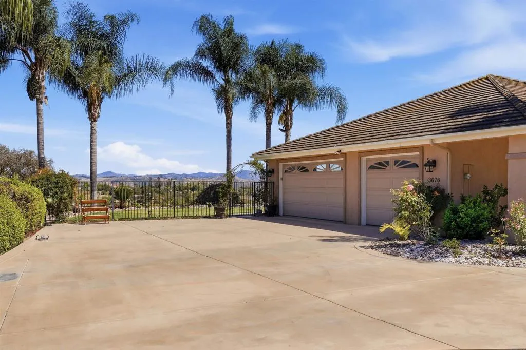 https://cdn.realtyfeed.com/cdn/127/306713556/24612376b61be3de6f23086440bd31d6.webp