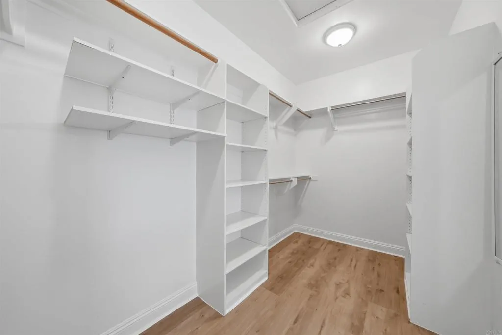 https://cdn.realtyfeed.com/cdn/127/306713556/6d34520848585dc2e4e1d03a4d41bd7e.webp