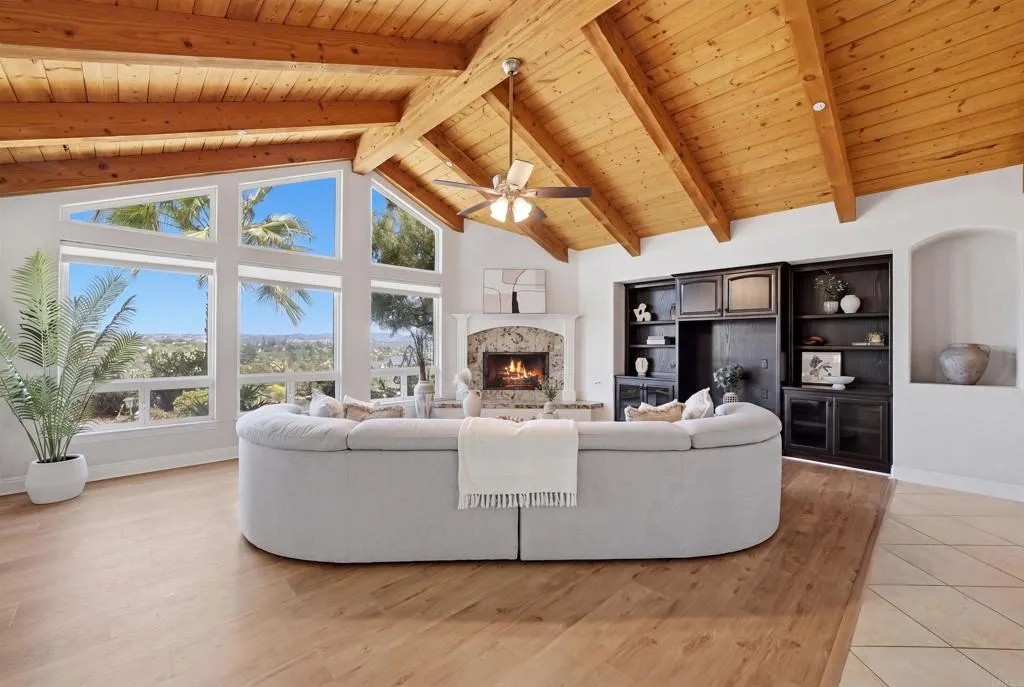 https://cdn.realtyfeed.com/cdn/127/306713556/d7ef4e602a0a3a6ec4ec2a17aad332fe.webp