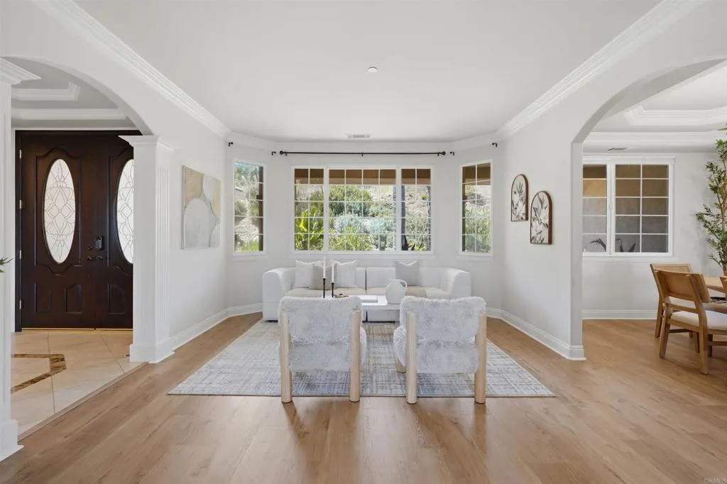 https://cdn.realtyfeed.com/cdn/127/306713556/f256f407a63dabe408983aba96bf2a5d.webp