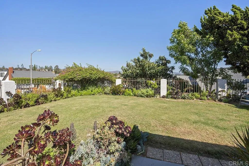 https://cdn.realtyfeed.com/cdn/127/306713581/0eaa56f2e90bab23adf399c67c87badc.webp