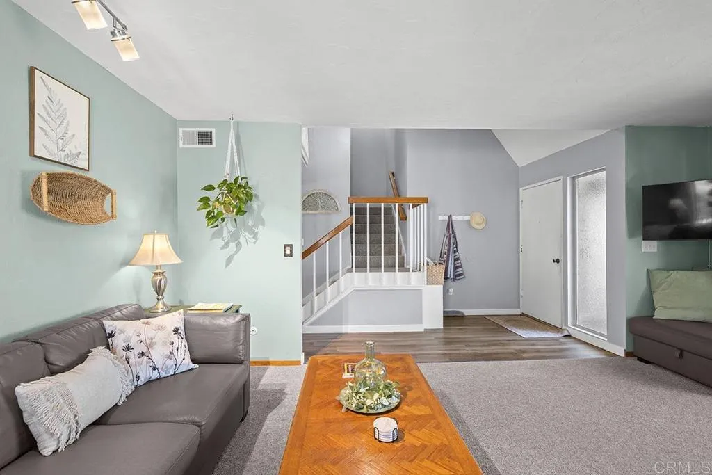 https://cdn.realtyfeed.com/cdn/127/306713581/2163d58a0be1987edc206e4a8356ff38.webp