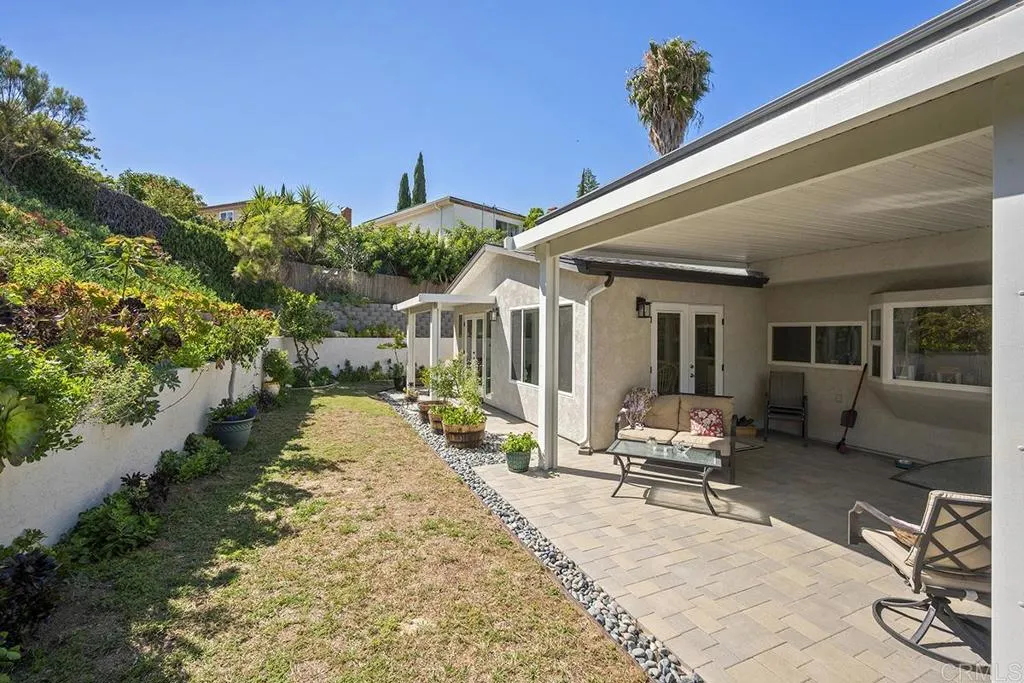 https://cdn.realtyfeed.com/cdn/127/306713581/a9d5d53f61db82790b20da561bbf62a6.webp