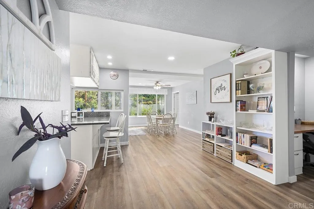 https://cdn.realtyfeed.com/cdn/127/306713581/cbd9ffe55836db2a961d5303188e4921.webp