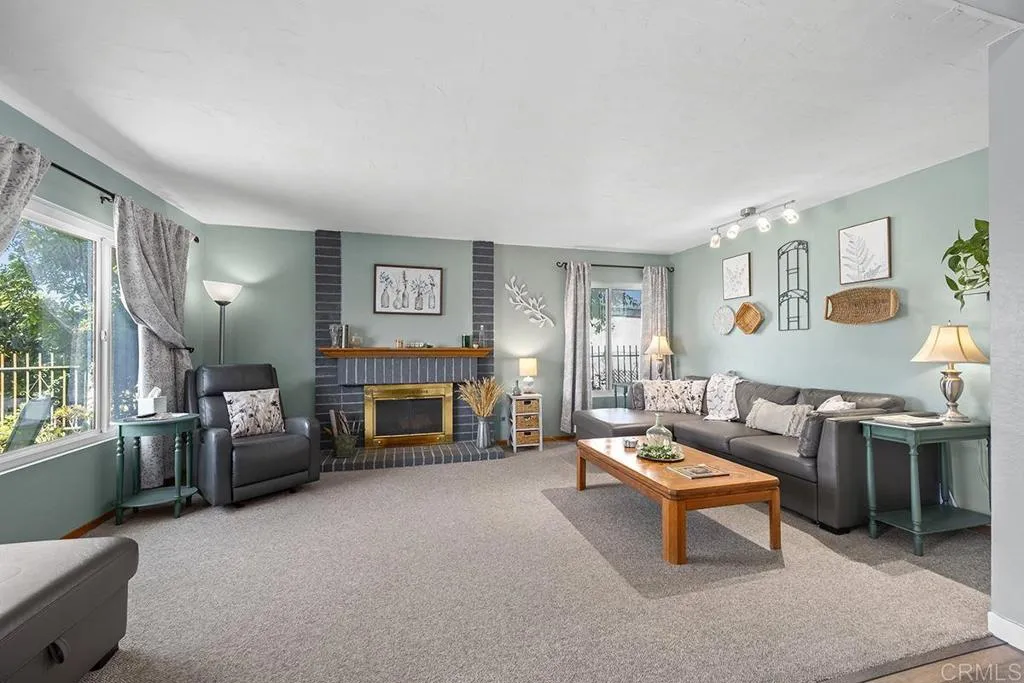 https://cdn.realtyfeed.com/cdn/127/306713581/e833a1425701c990b8f7b6ea202ad9e5.webp