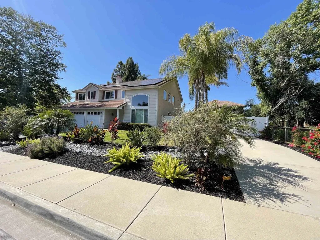 https://cdn.realtyfeed.com/cdn/127/306713595/a7ff2a25eb7c8442aa6e2a54b34c8e74.webp