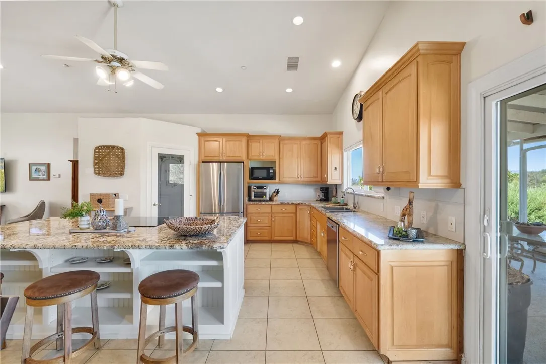 https://cdn.realtyfeed.com/cdn/127/306713619/462108005911930df18b995a2be6d981.webp