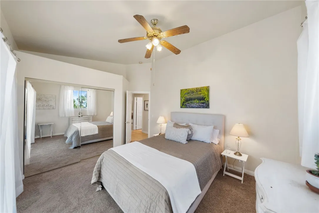 https://cdn.realtyfeed.com/cdn/127/306713619/787f4ba2c6bf46abc28236de46aff403.webp