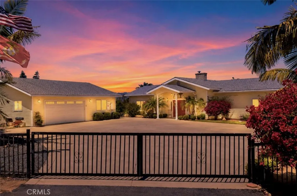 Fallbrook, CA 92028