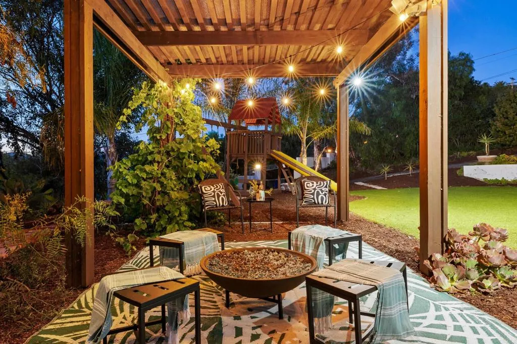 https://cdn.realtyfeed.com/cdn/127/306713622/888f0522d3192776af4f306740d65db9.webp