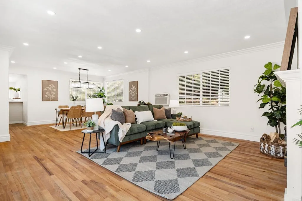 https://cdn.realtyfeed.com/cdn/127/306713622/9dadddec98dfda958a09c9f6026f2c61.webp