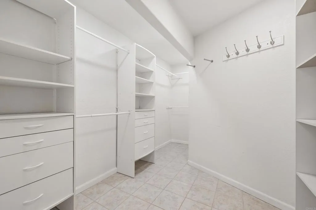 https://cdn.realtyfeed.com/cdn/127/306713622/c141e594c9b6729b56b1a3e19847eaeb.webp