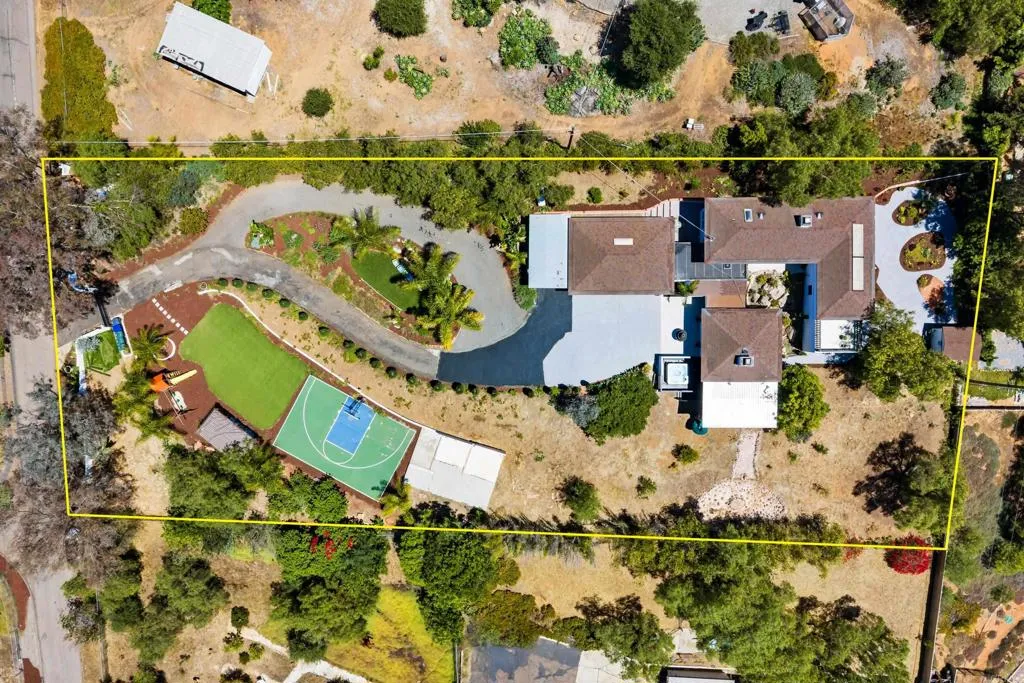https://cdn.realtyfeed.com/cdn/127/306713622/e9d33730ef42195f3cc147af3098eb6e.webp
