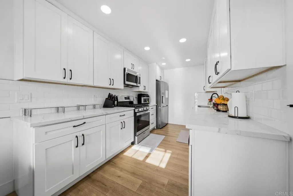https://cdn.realtyfeed.com/cdn/127/306713654/c088d8de78f9a119fcc3f8a0eed07320.webp