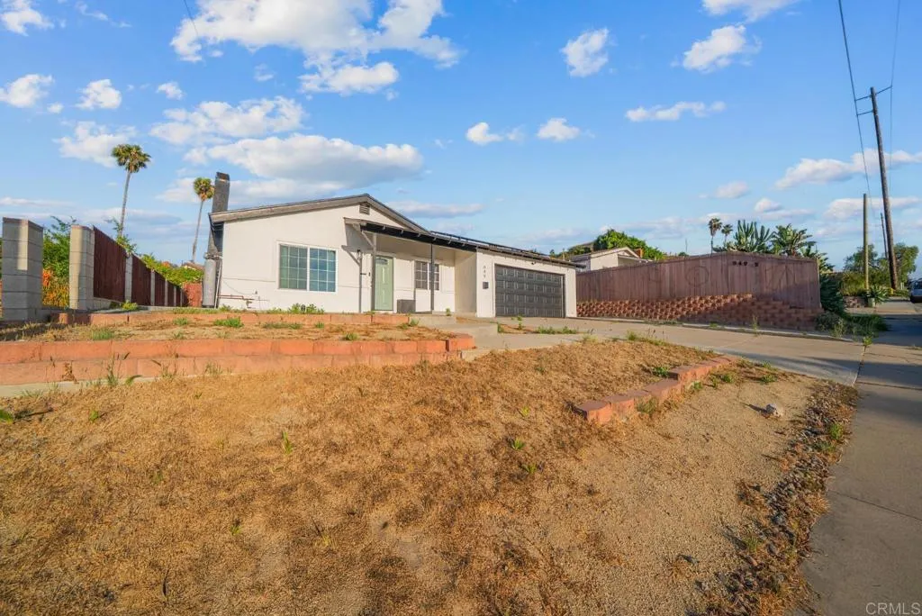 https://cdn.realtyfeed.com/cdn/127/306713654/dbd86fc55200d223c0ff4befbe5f7b29.webp