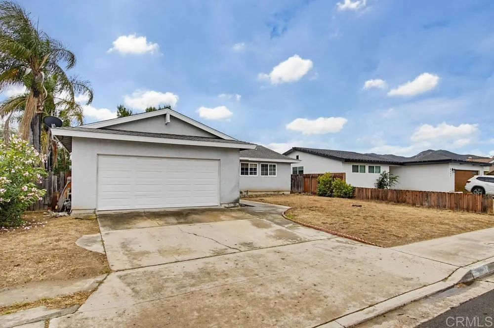 https://cdn.realtyfeed.com/cdn/127/306713656/d338b36f4fc548a332e441f22a802f7f.webp