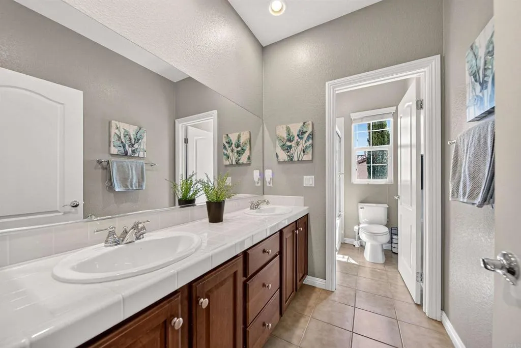 https://cdn.realtyfeed.com/cdn/127/306713664/02591be3c226354ed0e282d32232af14.webp