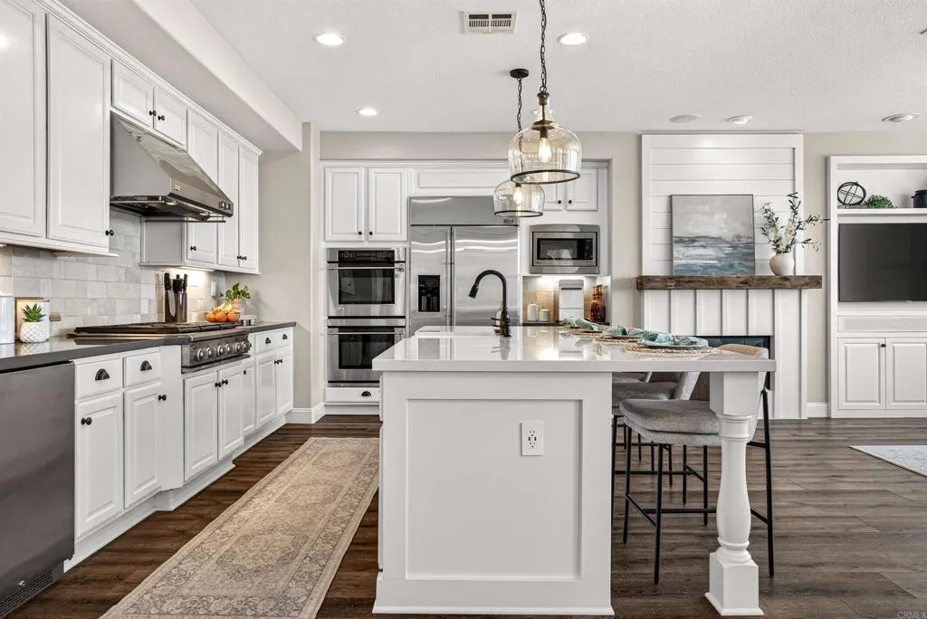 https://cdn.realtyfeed.com/cdn/127/306713664/ef1658d07ddc0f8f24167e9512efad70.webp
