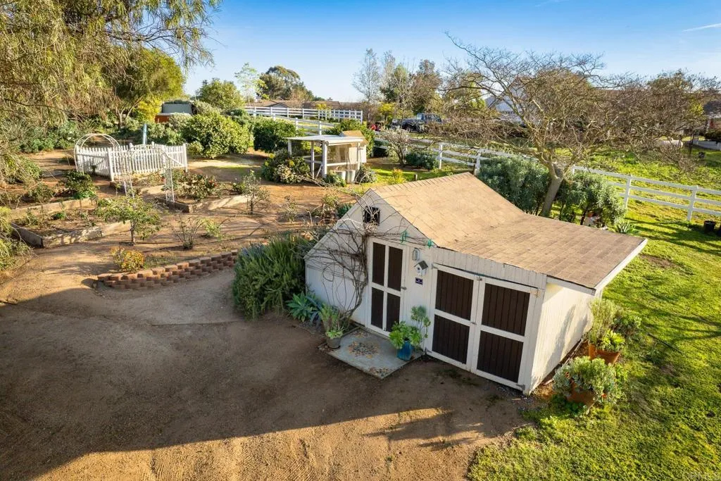 https://cdn.realtyfeed.com/cdn/127/306713668/84d07cb43220c2123fbb71d87ca03d74.webp
