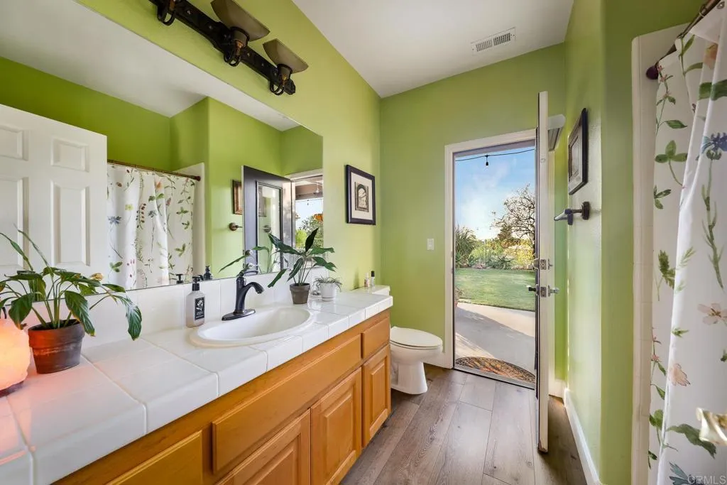 https://cdn.realtyfeed.com/cdn/127/306713668/85dc7ae1f3f507d65f2ef5d730269233.webp