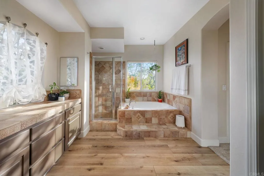https://cdn.realtyfeed.com/cdn/127/306713668/af3c51a00267b25efcde56ddb42a8eca.webp