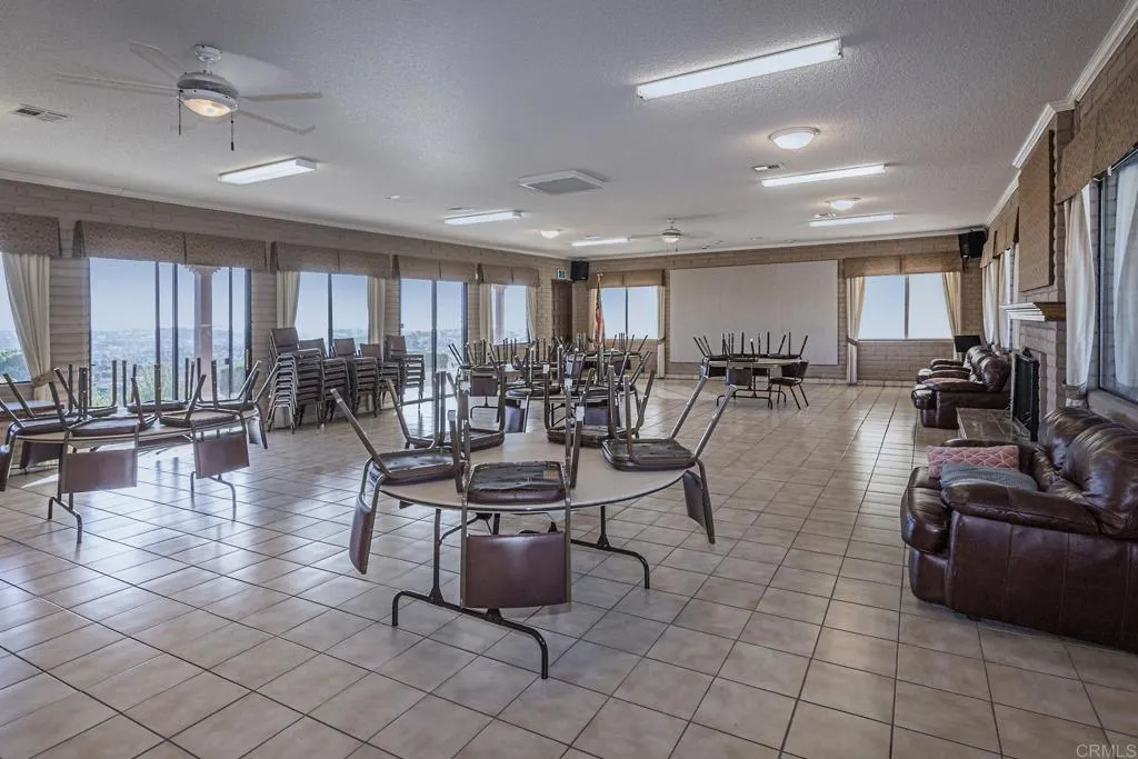 https://cdn.realtyfeed.com/cdn/127/306713681/1c0b98647c09f47e982e48e68d126b6c.webp