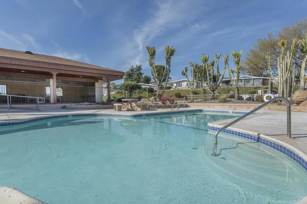 https://cdn.realtyfeed.com/cdn/127/306713681/77462e691660e3a3eb5021c1099d56eb.webp