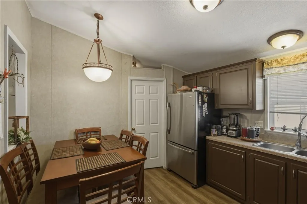 https://cdn.realtyfeed.com/cdn/127/306713682/7d250795b867a2034f2d00ec8b0faf15.webp