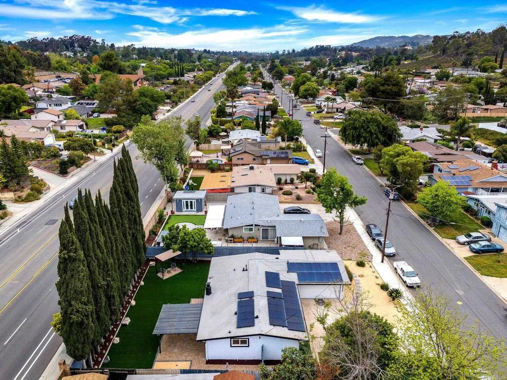 https://cdn.realtyfeed.com/cdn/127/306713688/577618de31c5796367136bb22ca59917.webp