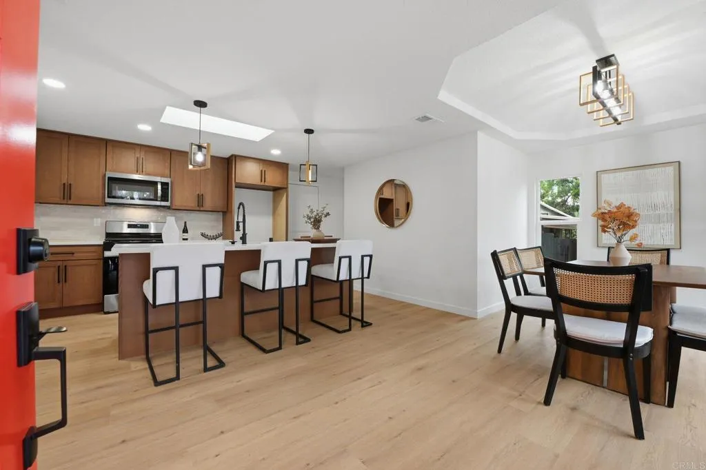 https://cdn.realtyfeed.com/cdn/127/306713693/5dc59efd062be250eeec40a704c7f003.webp