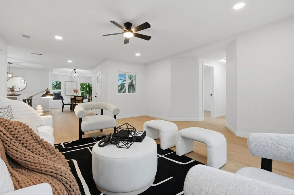 https://cdn.realtyfeed.com/cdn/127/306713693/8a4d7e4549d582de1ed36536f9afdbab.webp