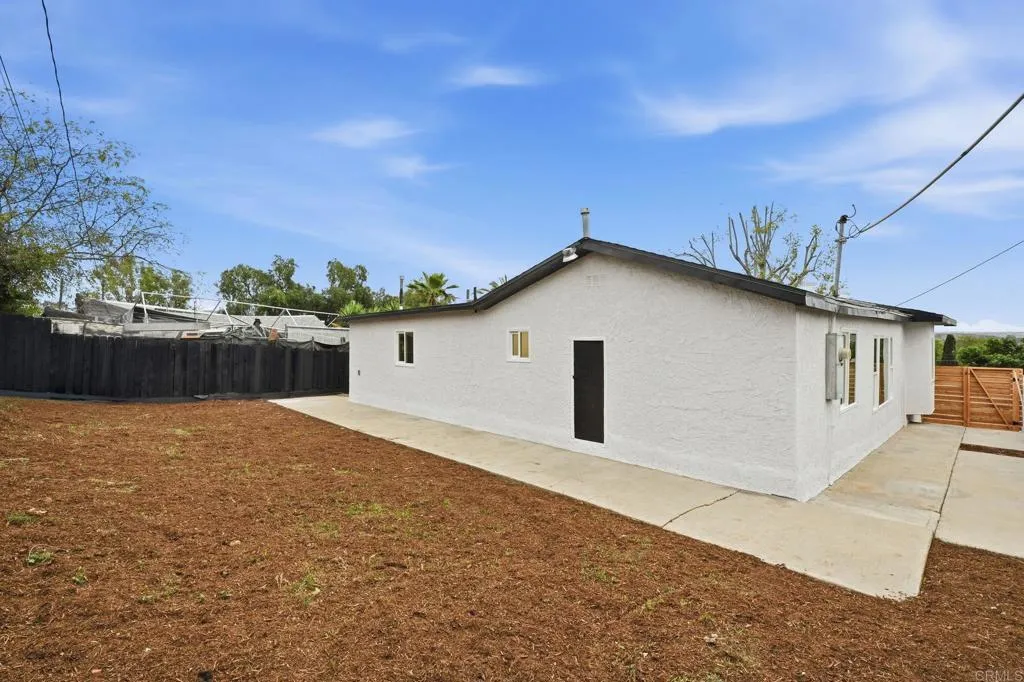 https://cdn.realtyfeed.com/cdn/127/306713693/bde875e77ab907a86eccc7878df5ff55.webp