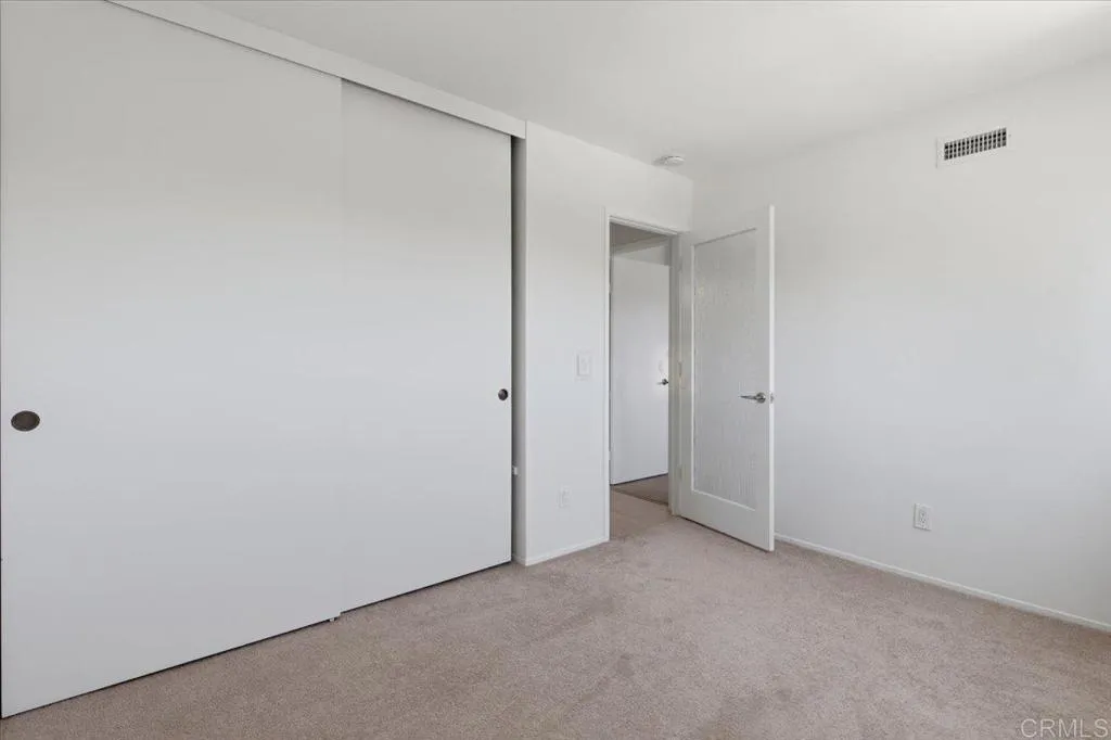 https://cdn.realtyfeed.com/cdn/127/306713694/43fe1f9d8fd73fbbff38ee29f16fe8ac.webp