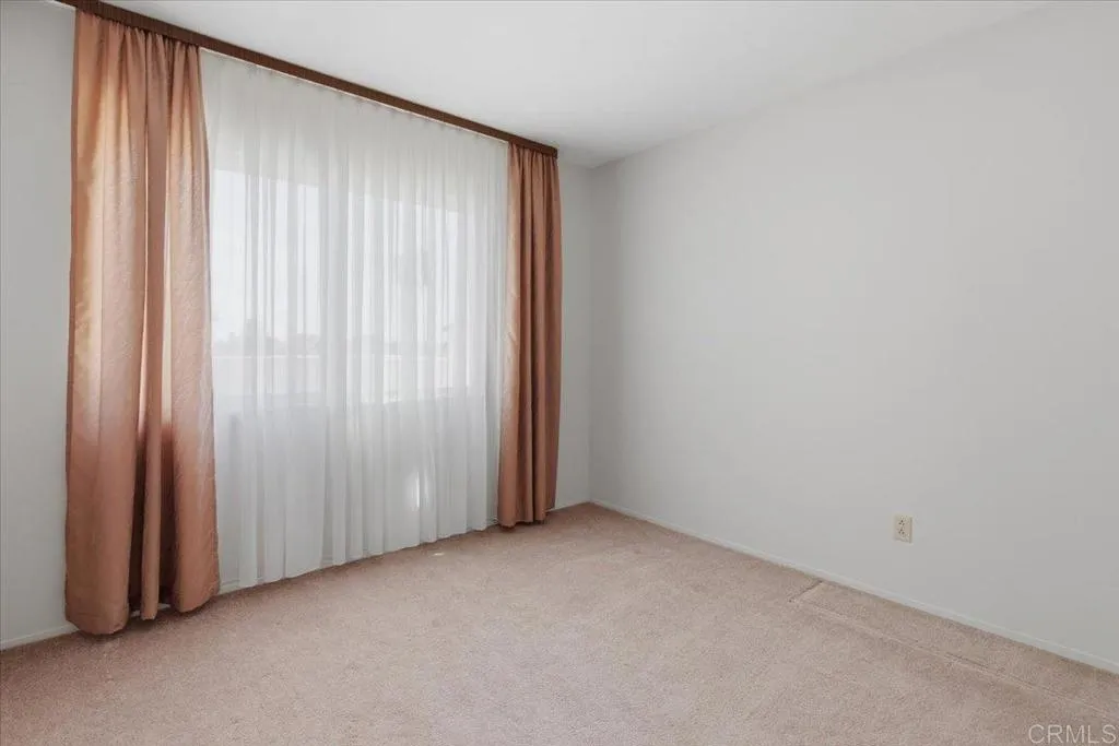 https://cdn.realtyfeed.com/cdn/127/306713694/478087ad8b953d270e12d572a5d1981d.webp