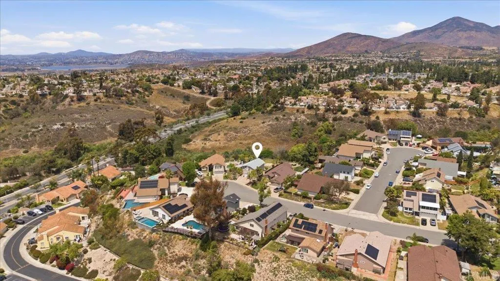 https://cdn.realtyfeed.com/cdn/127/306713694/f18b4bf90c1597d778b991258fcb0bf1.webp
