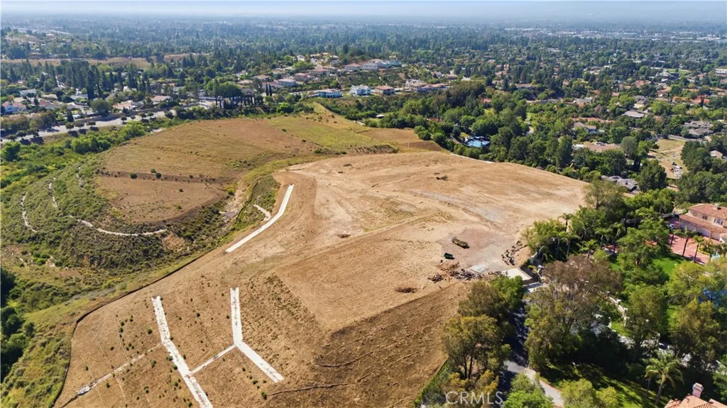 10801 N Oakdale