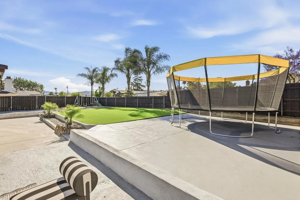 https://cdn.realtyfeed.com/cdn/127/306713730/1de53a56368ce46502dd9a20f091f11b.webp
