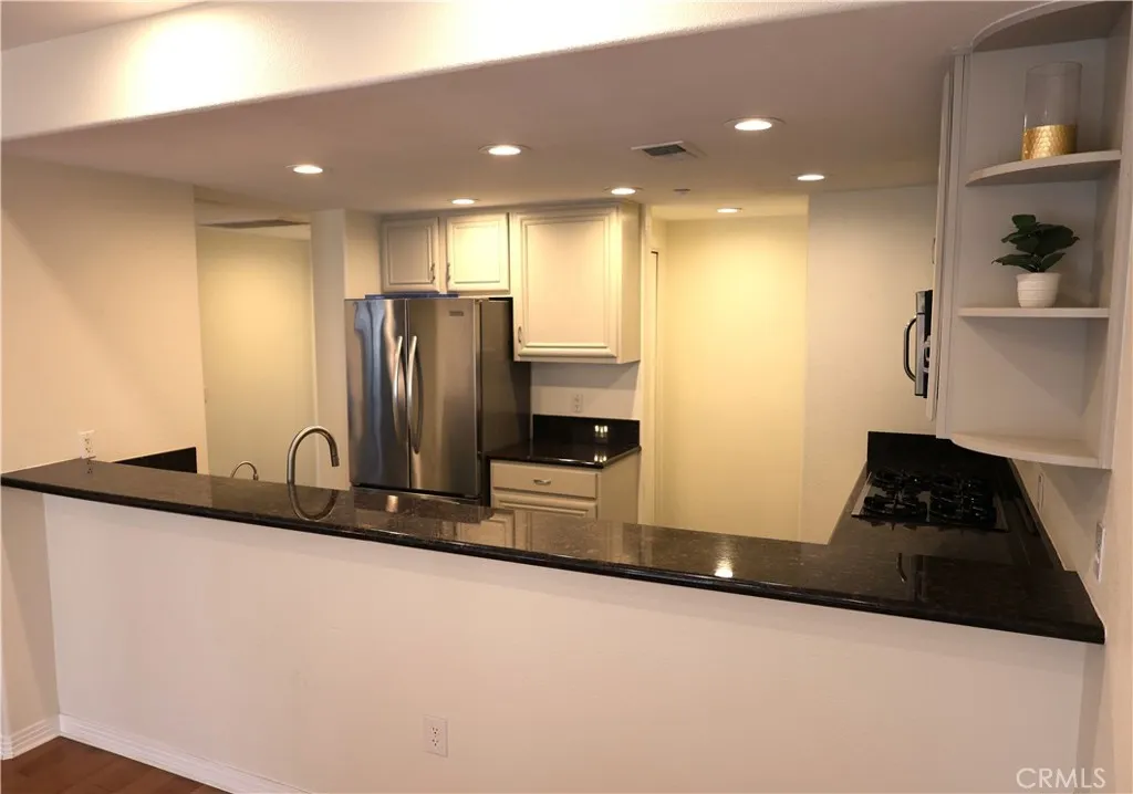 Photo #3: OC26100383 Listing: Photo #3