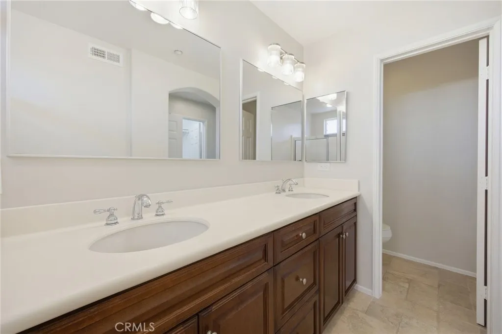 https://cdn.realtyfeed.com/cdn/127/306713733/4b6a14a545783928590e21132ce43ecf.webp