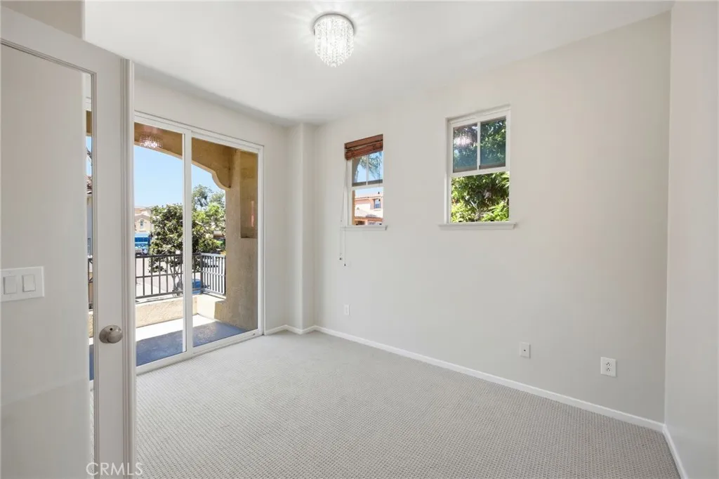 https://cdn.realtyfeed.com/cdn/127/306713733/6676e1b8fec6d7fd90e5cd91f0f2434b.webp