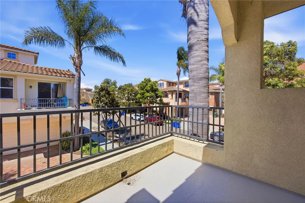 https://cdn.realtyfeed.com/cdn/127/306713733/8f68392dc28ffdde6923237d00909ca3.webp
