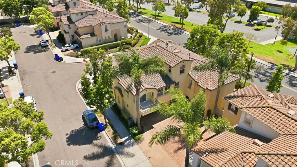https://cdn.realtyfeed.com/cdn/127/306713733/d54befff7b5b7812d00d05e02e73d574.webp