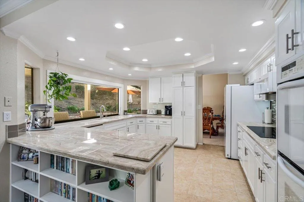 https://cdn.realtyfeed.com/cdn/127/306713832/8cac08ad421d37dcb73b8d493d087cb3.webp