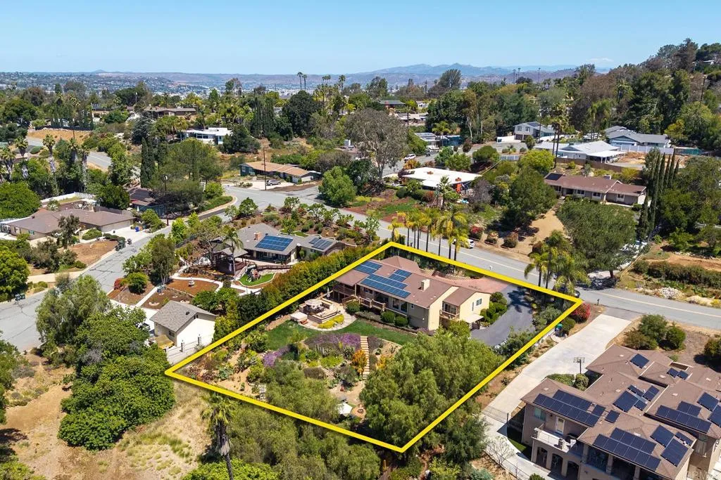 https://cdn.realtyfeed.com/cdn/127/306713845/d1d8a83b16ae01af1de89bd75386d523.webp