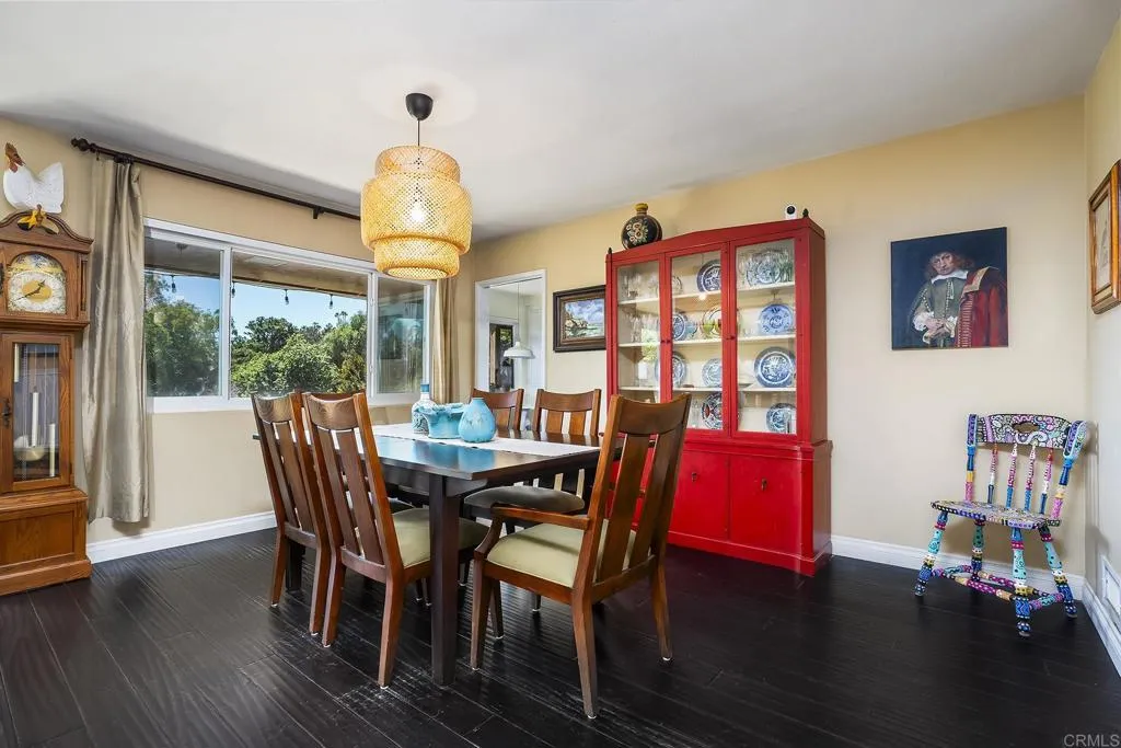 https://cdn.realtyfeed.com/cdn/127/306713845/d70e6eaa2d0b75038d9891b44c03d9d7.webp