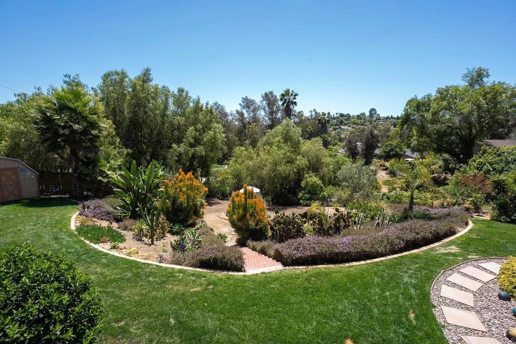 https://cdn.realtyfeed.com/cdn/127/306713845/d820dd4cf15cbdb76d1caa12c017cce1.webp
